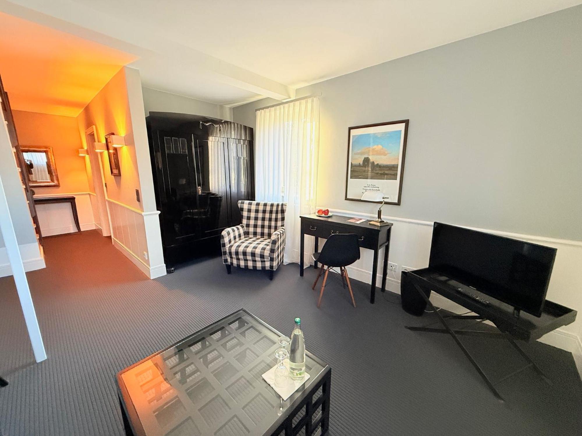 Hotel Village Ворпсведе Екстериор снимка